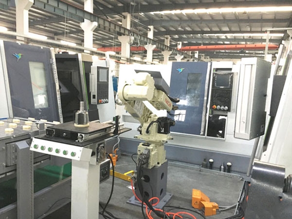 Robot machining production line (2 lines)